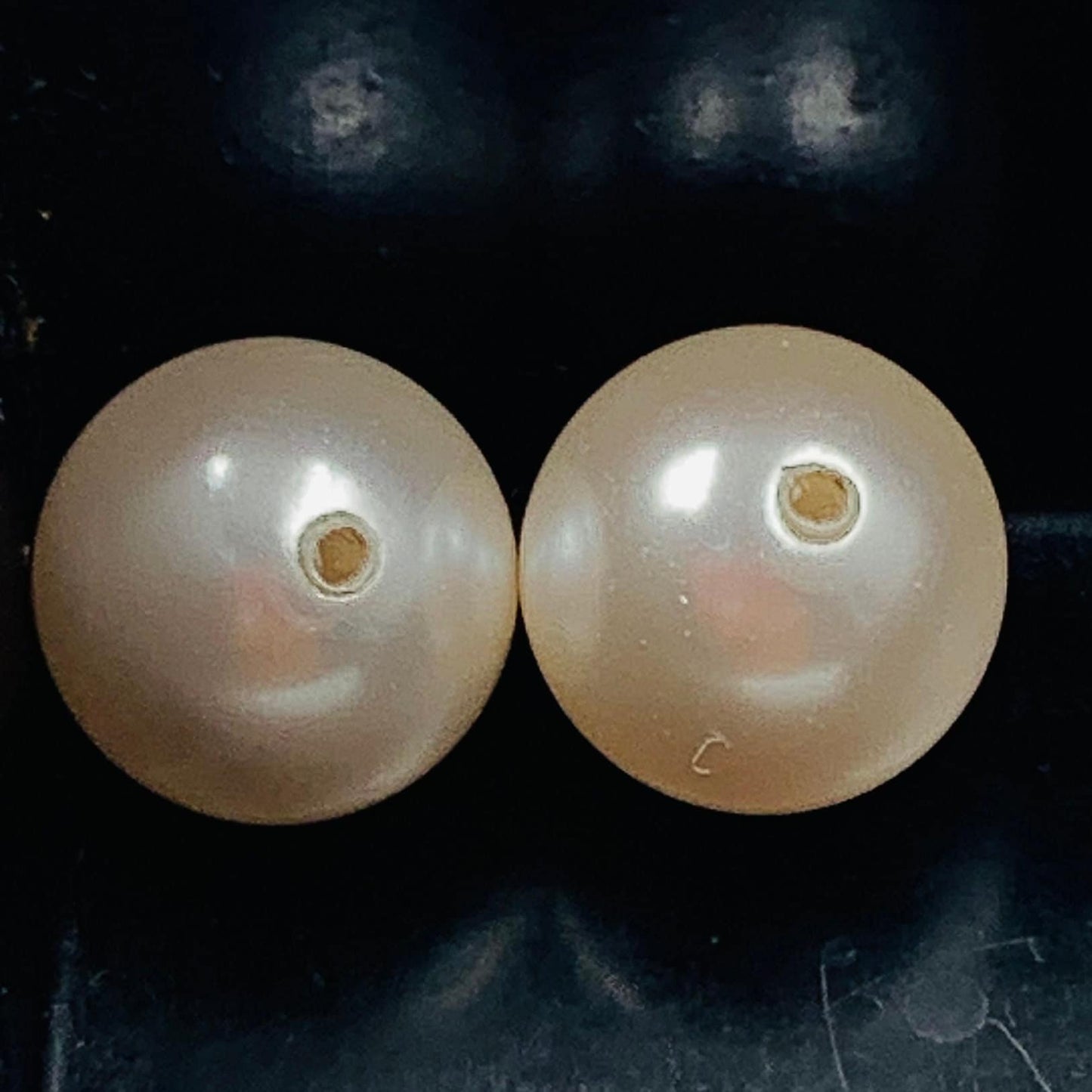 5818 Swarovski 8mm Crystal White (001 650) Round Half Drilled Pearls Glass Beads for jewelry making For Women Color White Fresh Water Pearl