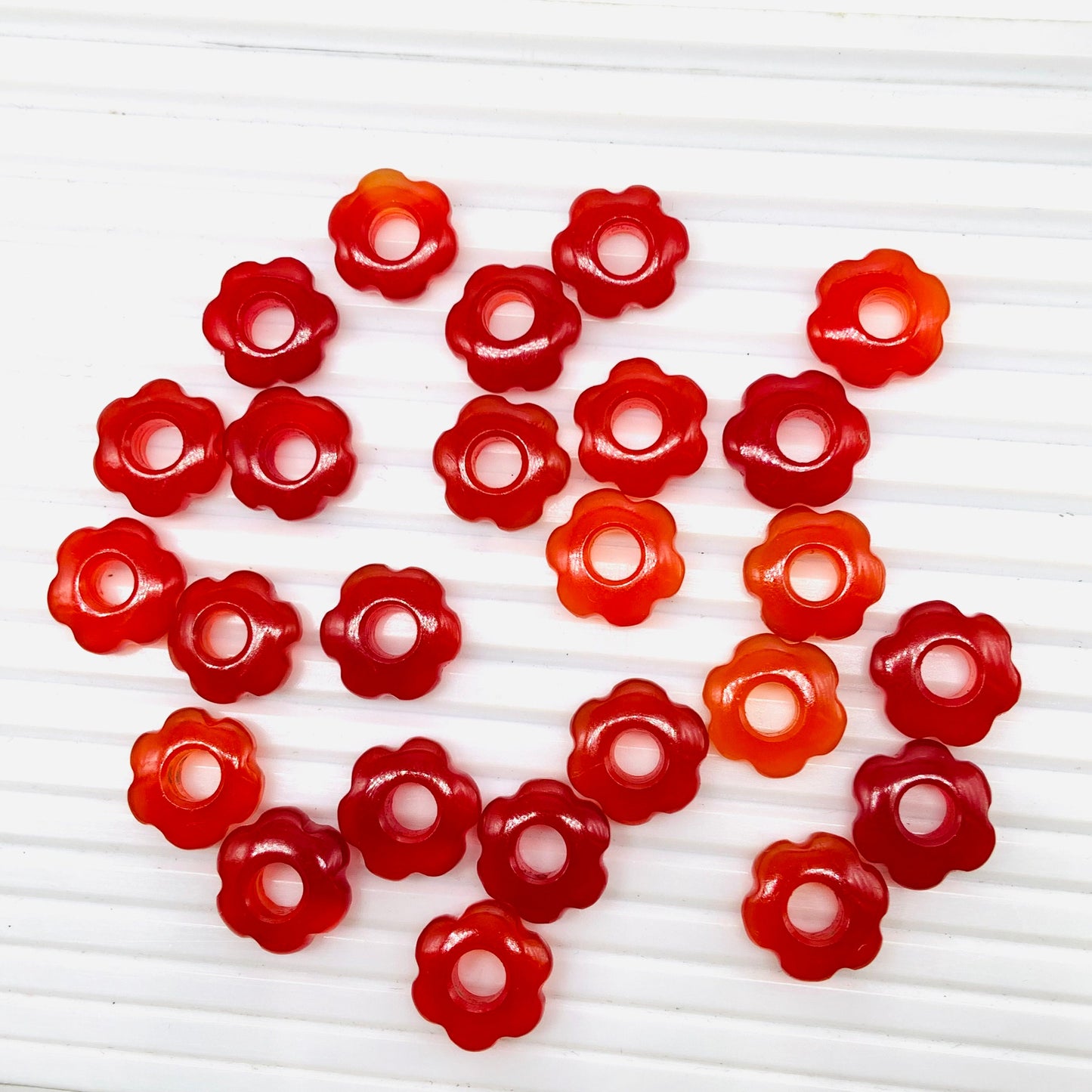 4 Pcs Natural Carnelian Smooth Flower Gemstone Beads 15mm Carved Flower shape jewelry Carnelian Gemstone Jewelry Handmade Bracelet Bead