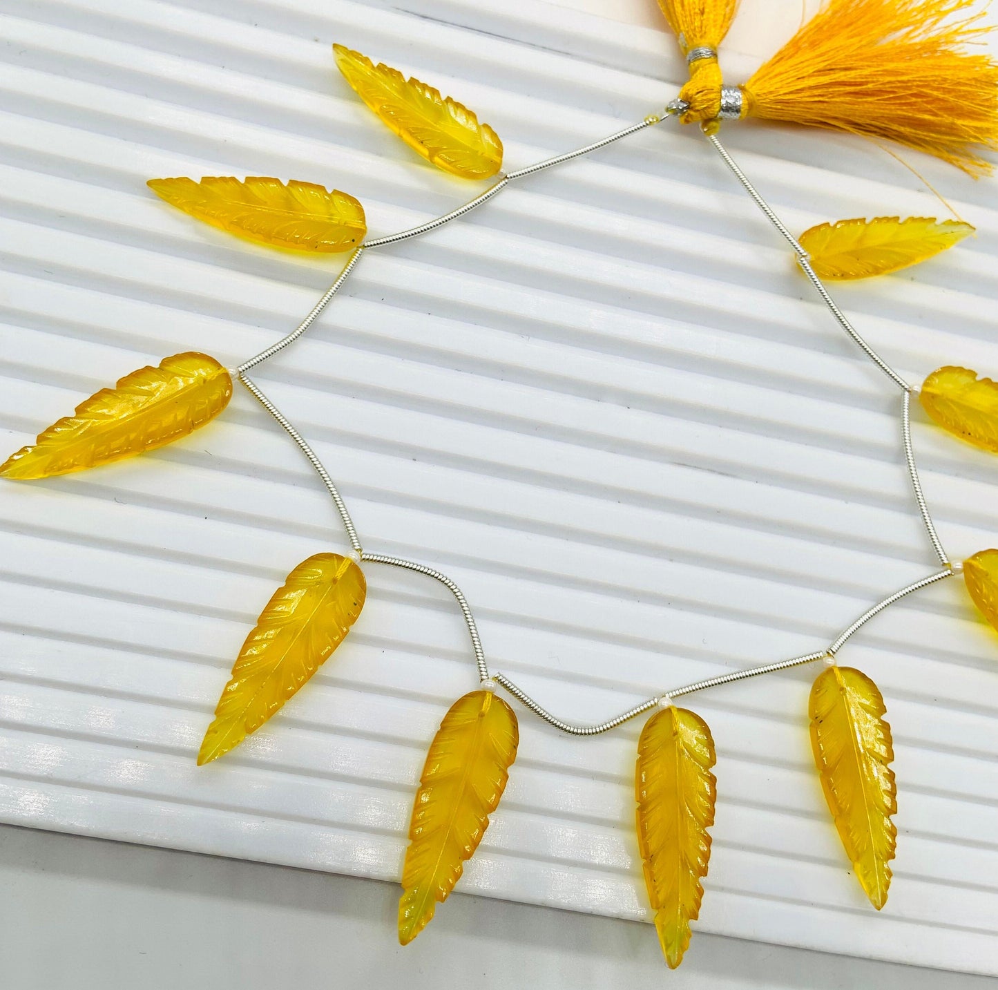 Yellow Onyx Leaf Briolette Beads 30x10x4mm – Carved Gemstones