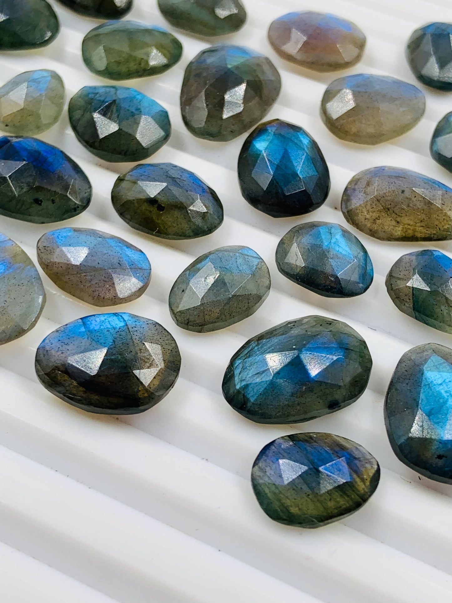Natural Labradorite Rose Cut Slices Cabochons Faceted Rose Cut Flat Back Cabochons Rose Cut Loose Gemstone, labradorite Gemstone Slice Cut