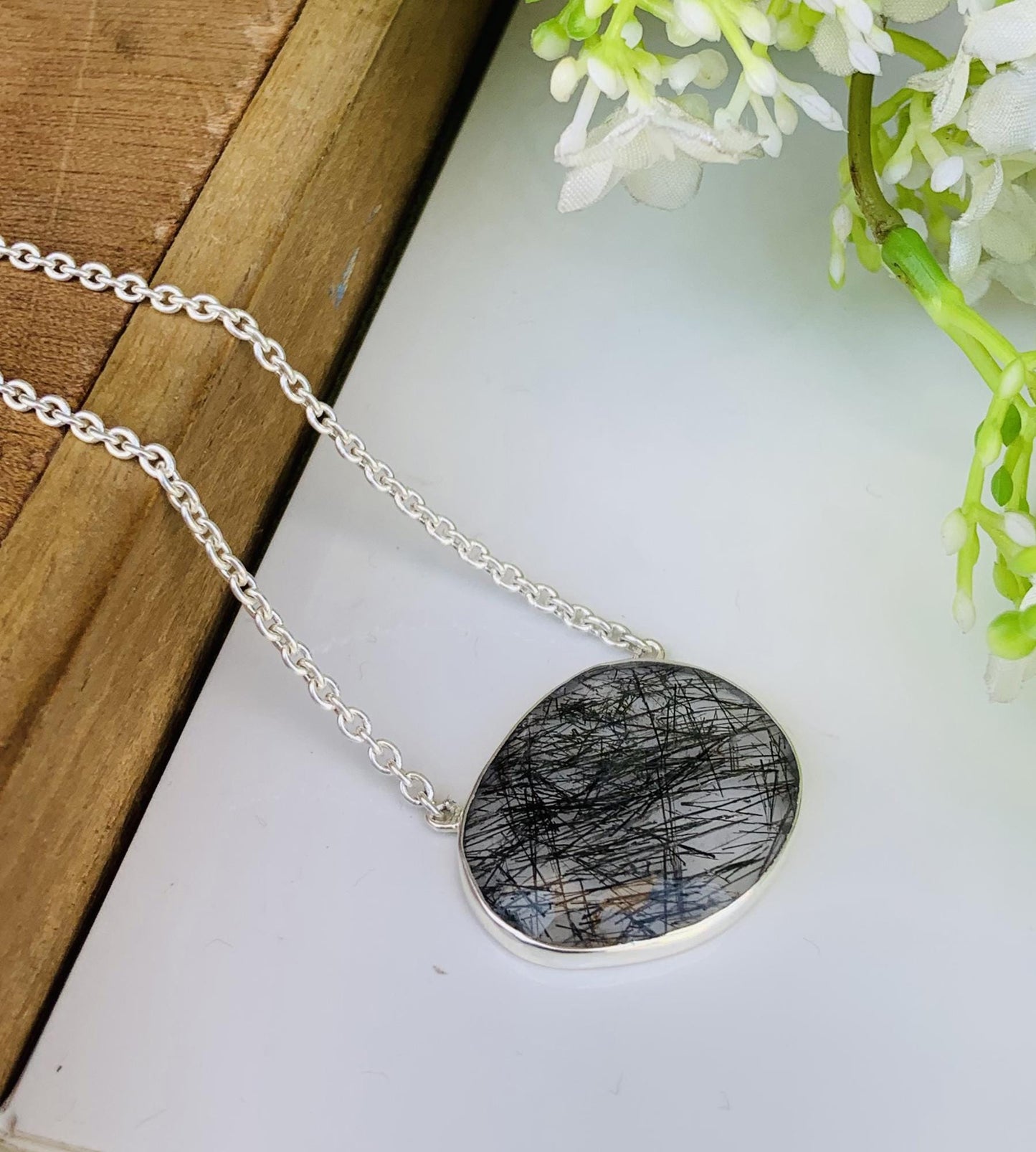 Rosecut Black Rutile Necklace – Vermeil Gold Jewelry