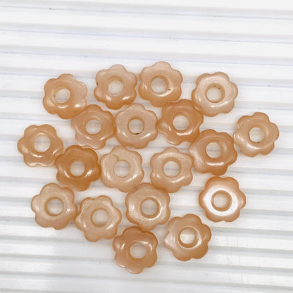 4 Pcs Natural Peach Moonstone Smooth Flower Gemstone Beads 15mm Carved Flower Shape jewelry Gemstone Jewelry Handmade Bracelet Bead.