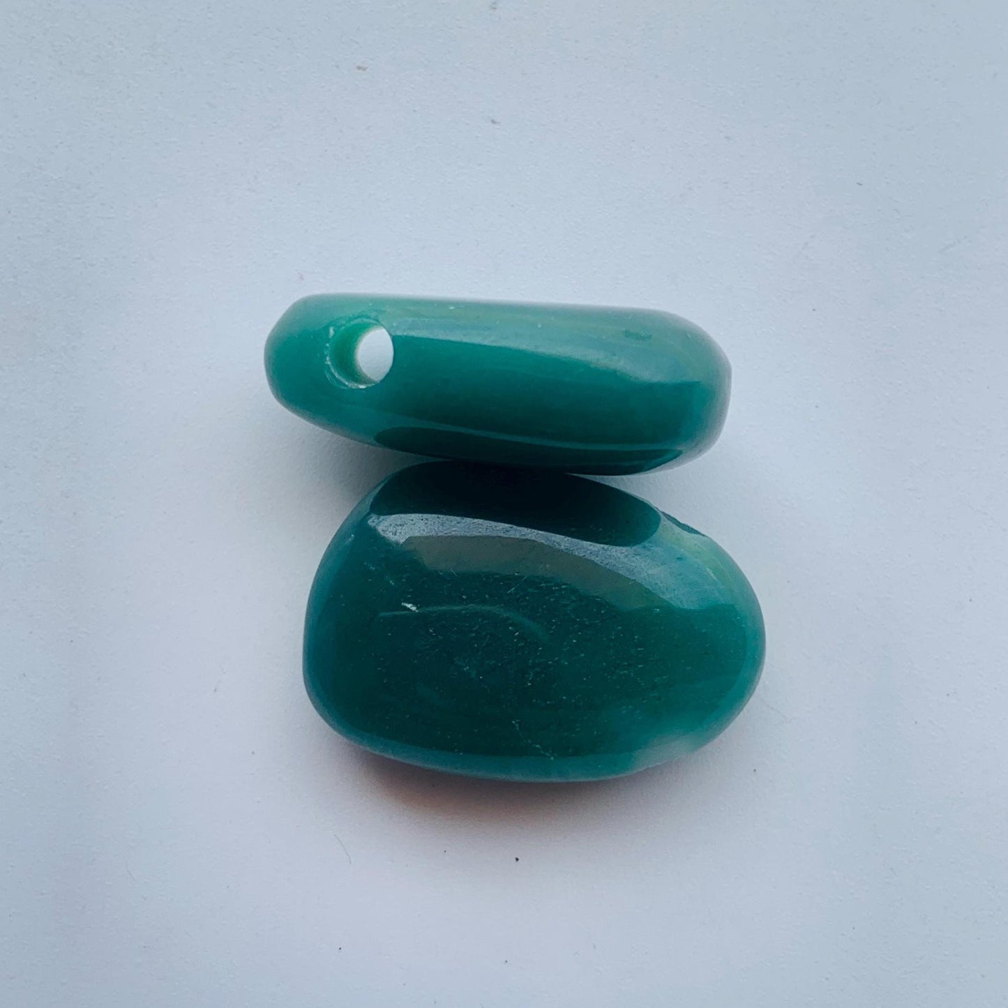 Natural Green jasper Smooth tumble shape Gemstone Size 20x30x11mm Side drill tumble for wedding jewelry Earring Making gemstone gift for her