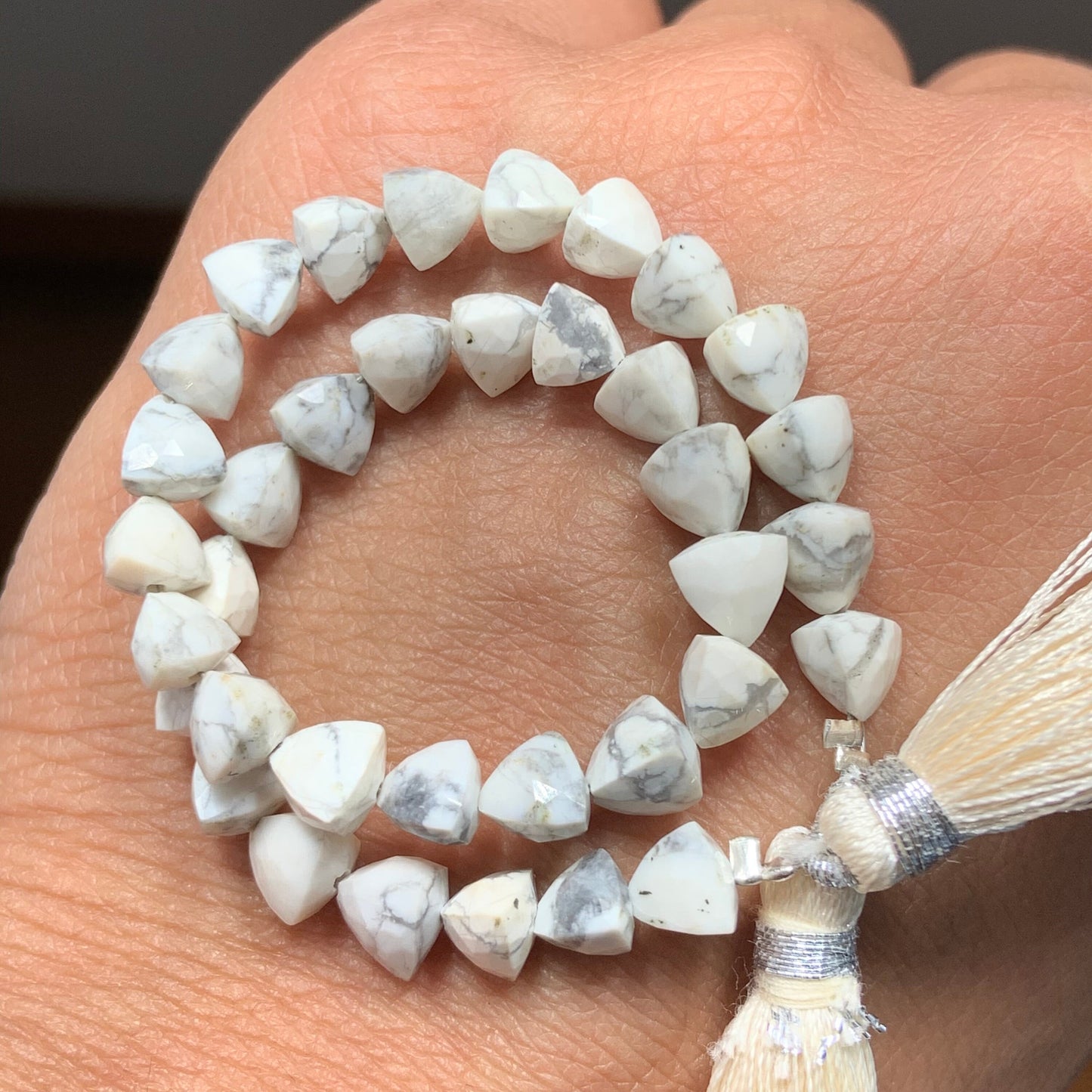 Natural Howlite Faceted Briolette Trillion Shape gemstone beads, Straight Drilled, 8 Inches Strand, Size 6mm BBI959