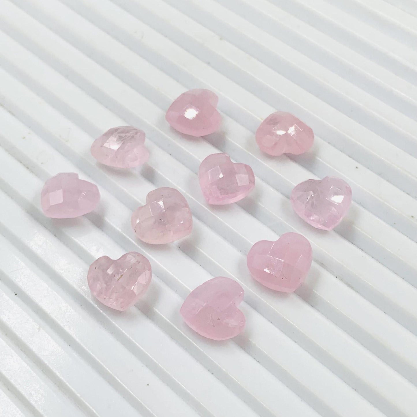 Natural Morganite Hand Carved Heart Shape Loose Gemstone Beads, Carved Heart Shape Gemstone Briolette Size 10mm