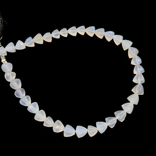 Natural Blue Lace Agate Faceted Trillion Briolette Beads