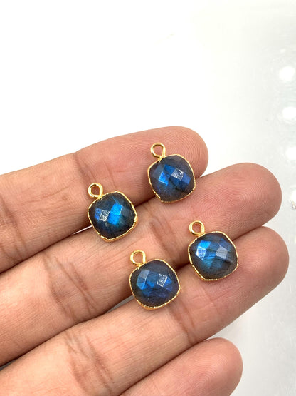4 Pieces Natural Blue Flashy Labradorite Faceted Square Shape Gemstone Gold Bezel Connector Jewelry Making Size 10mm Connectors for pendent