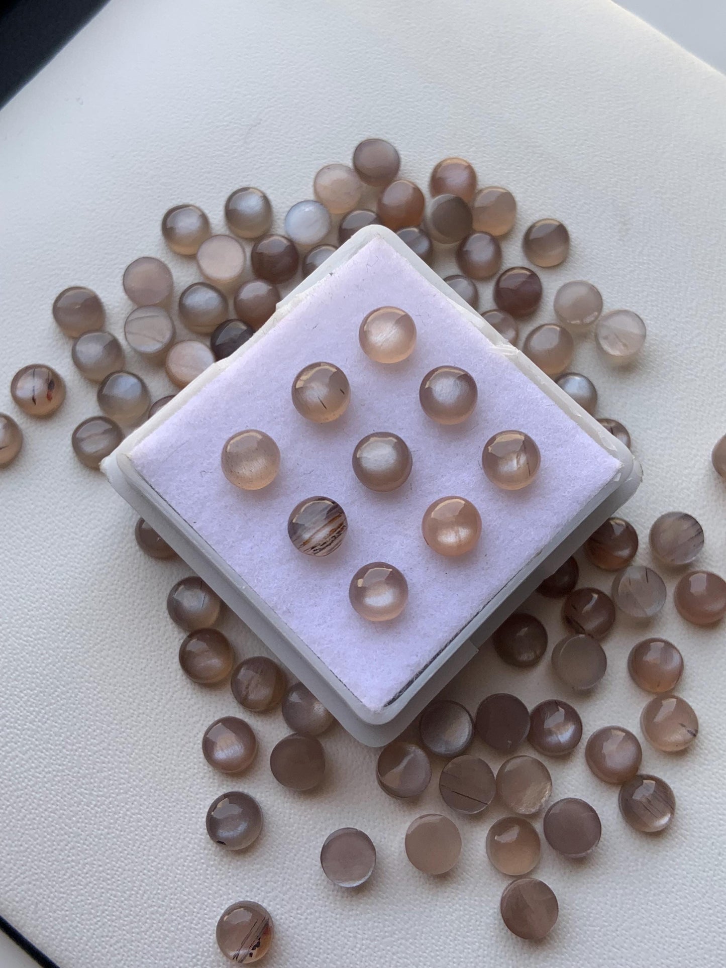 Natural Chocolate Moonstone Smooth Round Gemstone Cabochon, CALIBRATED Loose Stone Cab, Round Jewelry Cabochons Semi Precious Cabochons