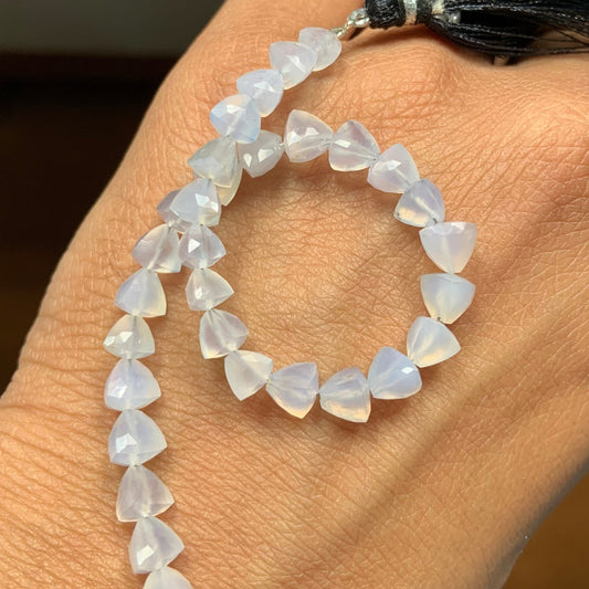 Natural Blue Lace Agate Faceted Trillion Briolette Beads