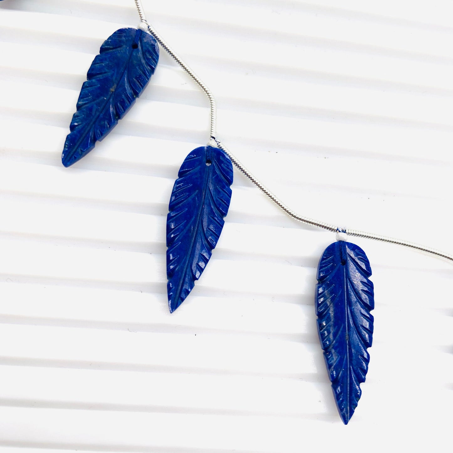 10pcs Lapis Lazuli Leaf Carved Beads 30x10x4mm