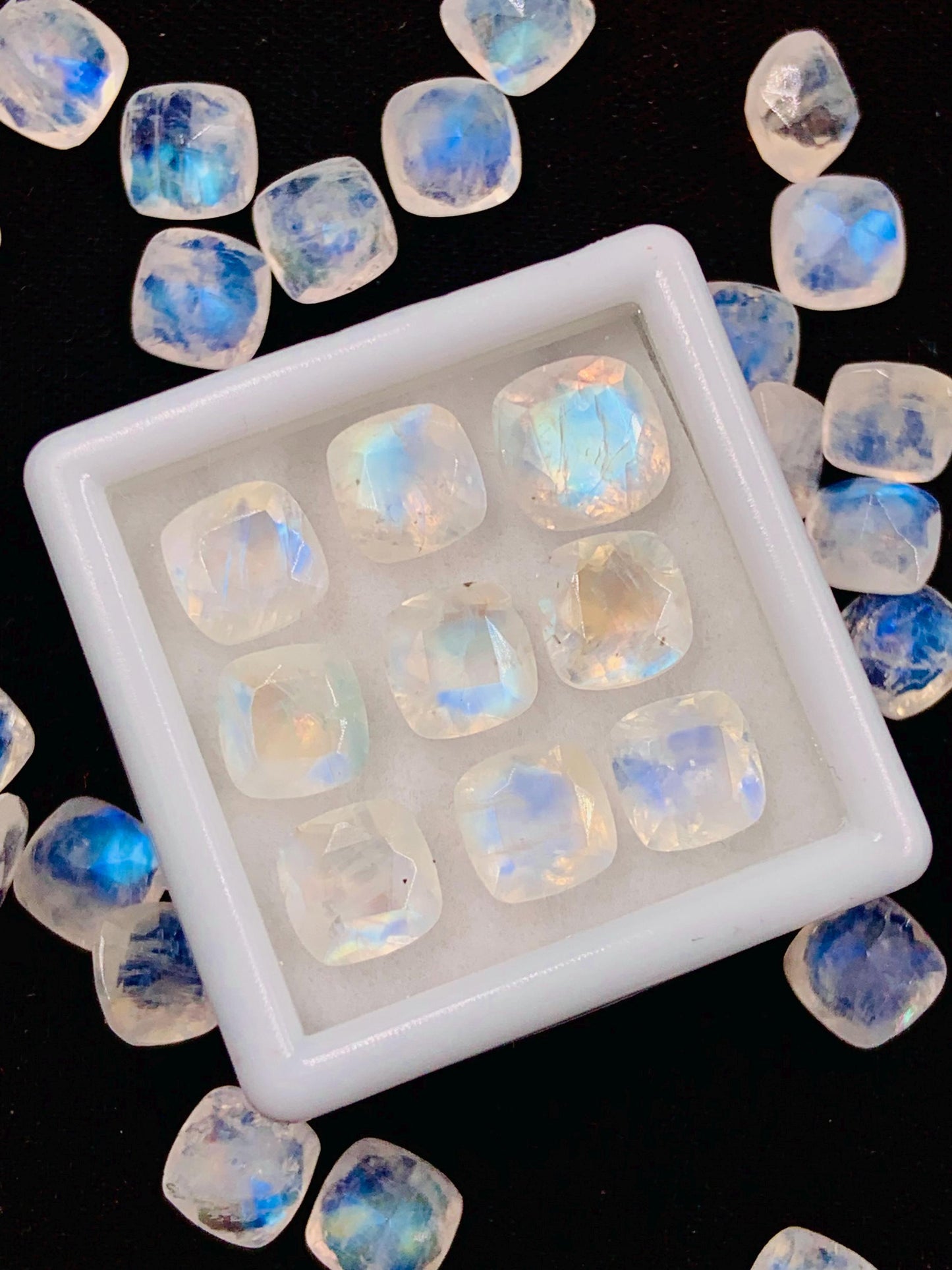 5 Pieces Natural White rainbow Faceted Cushion Shape Gemstone CALIBRATED Loose Cut Stone for Jewelry Making Semi Precious Cutstone Size 6mm