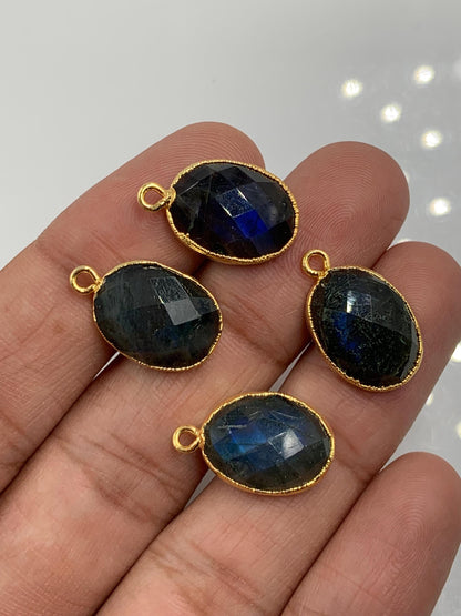 4 Pieces Natural Blue flashy Labradorite Faceted Oval Shape Gemstone Gold Bezel Connector Jewelry Making Size 12x16mm Connectors for pendent