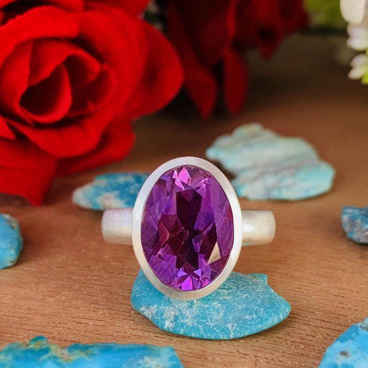 Faceted Oval Purple Amethyst Statement Ring in 925 Silver