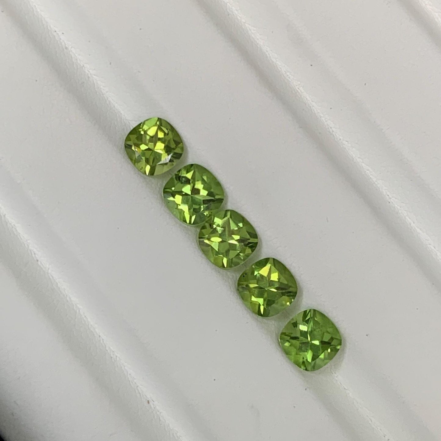 5 Pieces Natural Peridot Faceted Cushion Shape Gemstone , CALIBRATED Loose Cut Stone for Jewelry Making Cabochons Semi Precious Cutstone 6mm
