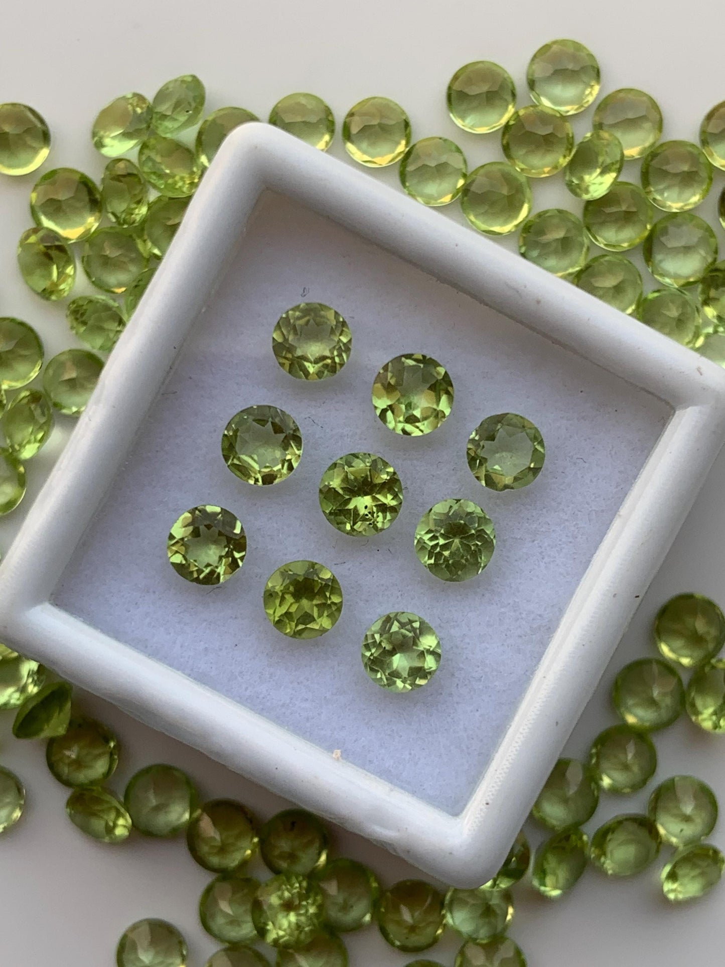 Natural Peridot Faceted Round Shape Cut Stone CALIBRATED Loose Stone Cut Round Jewelry Making Semi Precious Cut stone For ring, Gift for her