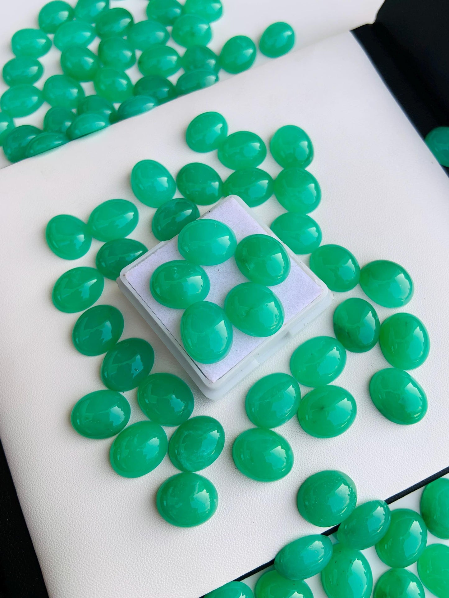 Natural Chrysoprase Chalcedony Smooth Oval Shape Gemstone Cabochon, CALIBRATED Loose Stone Cab, Oval Jewelry Making Cabs