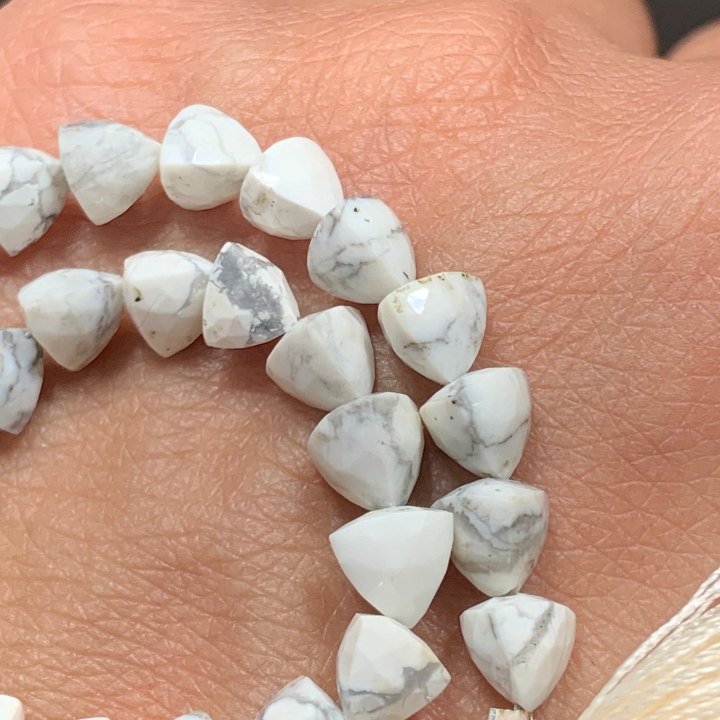 Natural Howlite Faceted Briolette Trillion Shape gemstone beads, Straight Drilled, 8 Inches Strand, Size 6mm BBI959