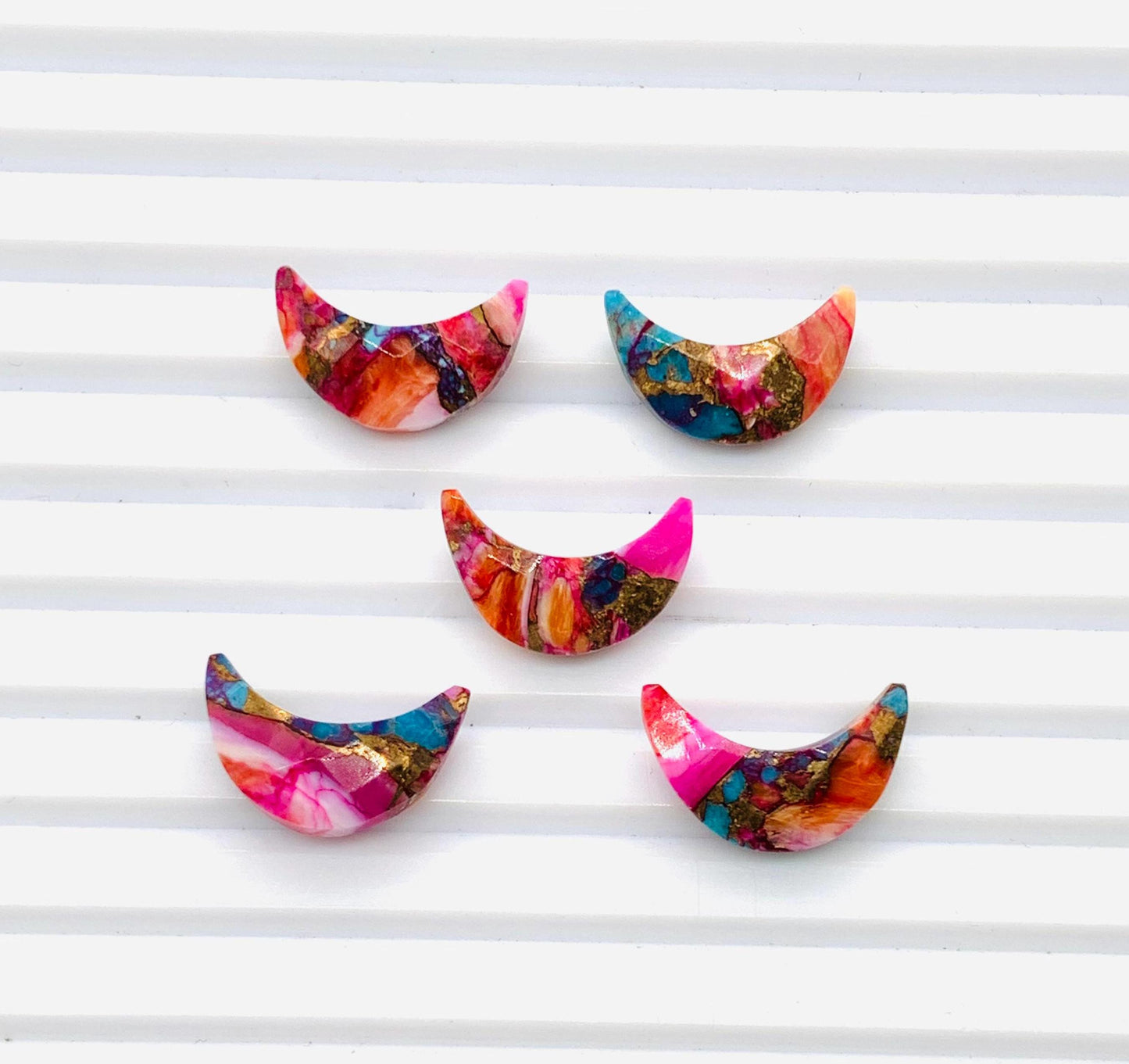 Natural Pink Spiny Oyster Copper Turquoise Crescent Moon Shape Gemstone, Carving Gemstone, Hand Carved Briolette Moon Size 7x16mm