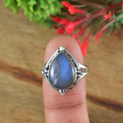 925 Sterling Silver Blue Labradorite Statement Ring - BeadsBoatInc