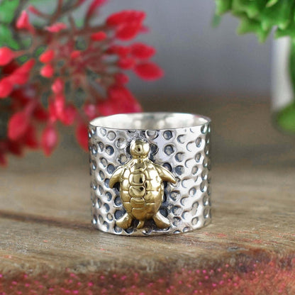 925 Sterling Silver Golden Turtle Hammered Ring - BeadsBoatInc