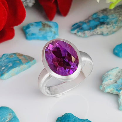 Faceted Oval Purple Amethyst Statement Ring in 925 Silver