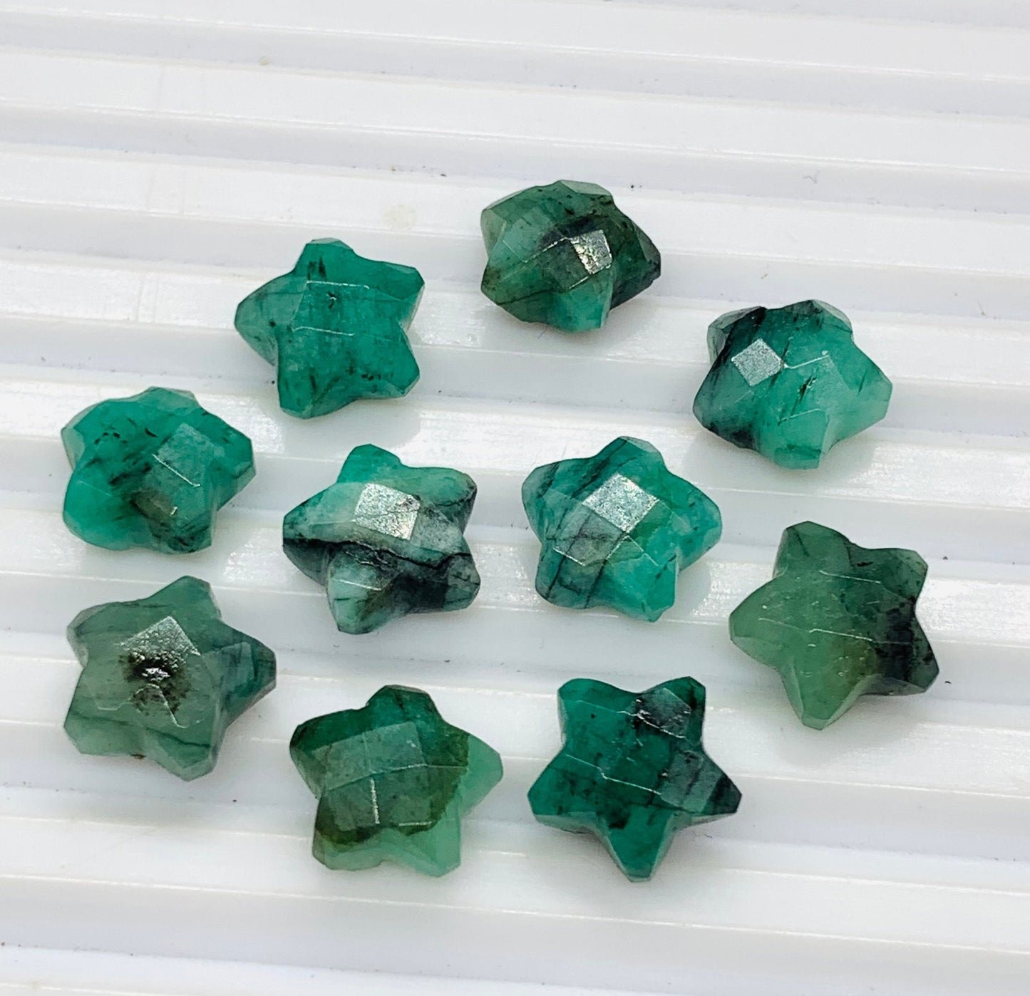 Natural Emerald Hand Carved Star Shape Briolette, Star Shape Gemstone For Jewelry making , Gift for her, Star Shape Briolette, 10mm