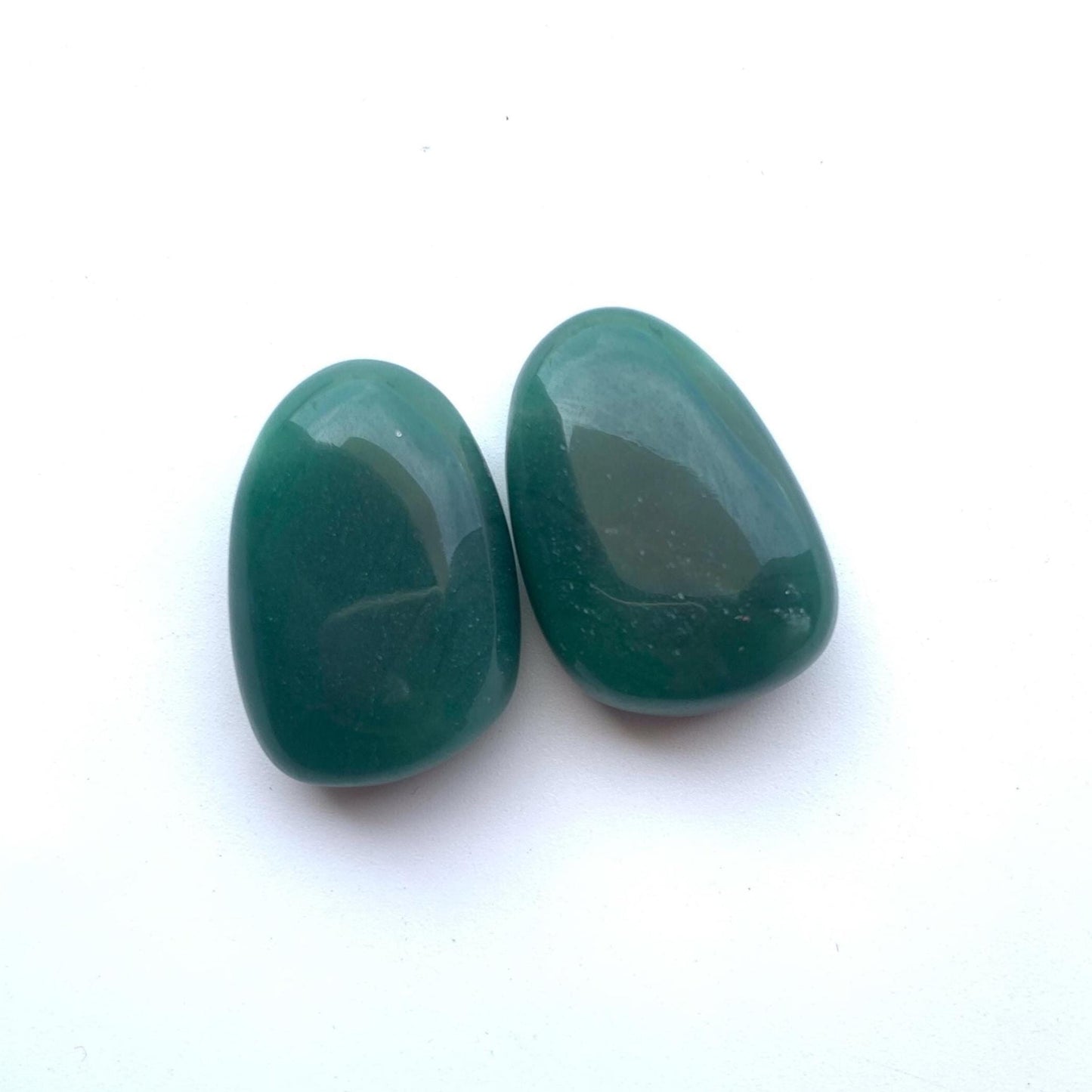 Natural Green jasper Smooth tumble shape Gemstone Size 20x30x11mm Side drill tumble for wedding jewelry Earring Making gemstone gift for her