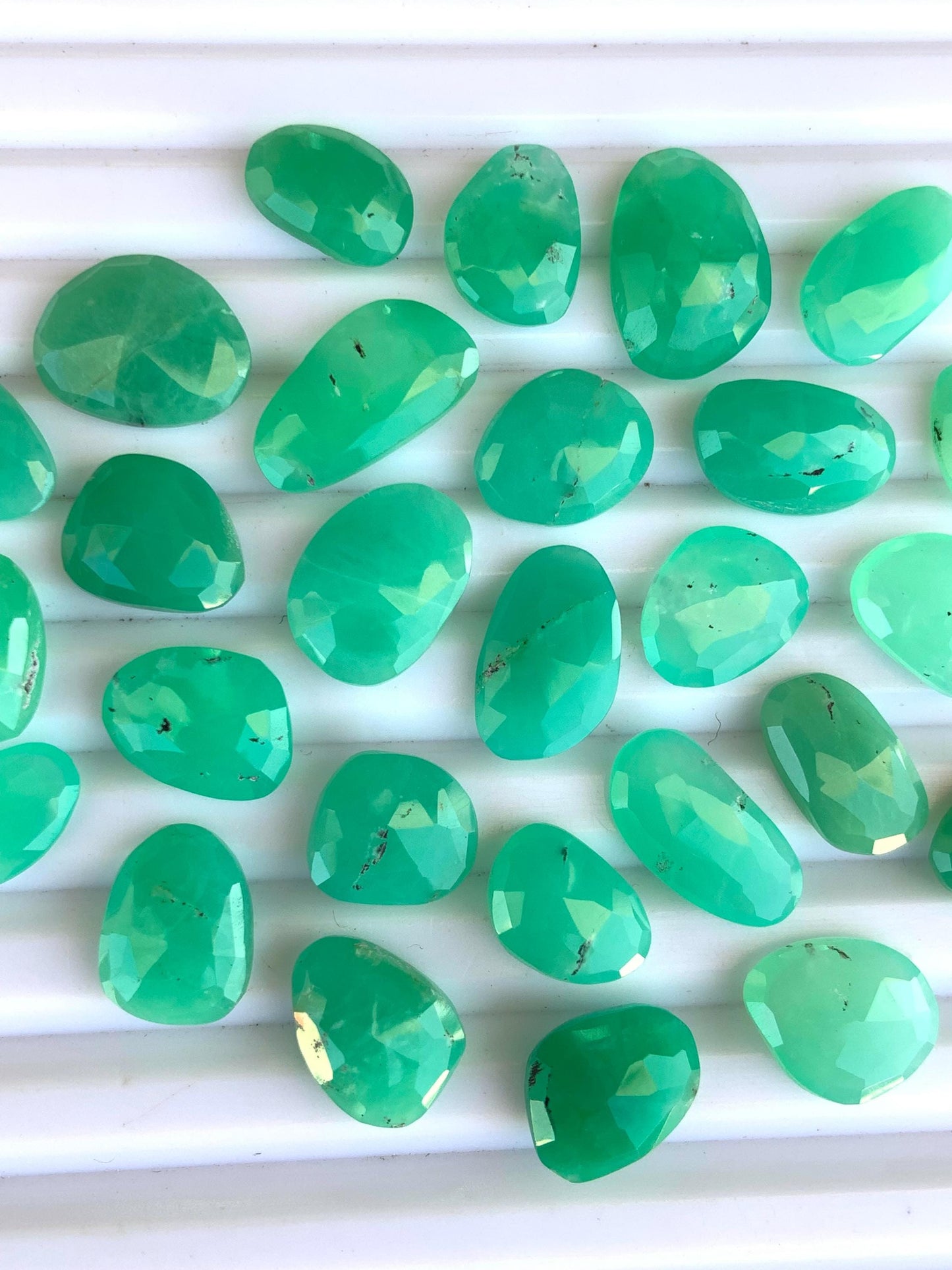 Natural Chrysoprase Chalcedony Rose Cut Slices Cabochons, Faceted Rose Cut Flat Back Loose Gemstone, Chrysoprase Chalcedony Gemstone Slices