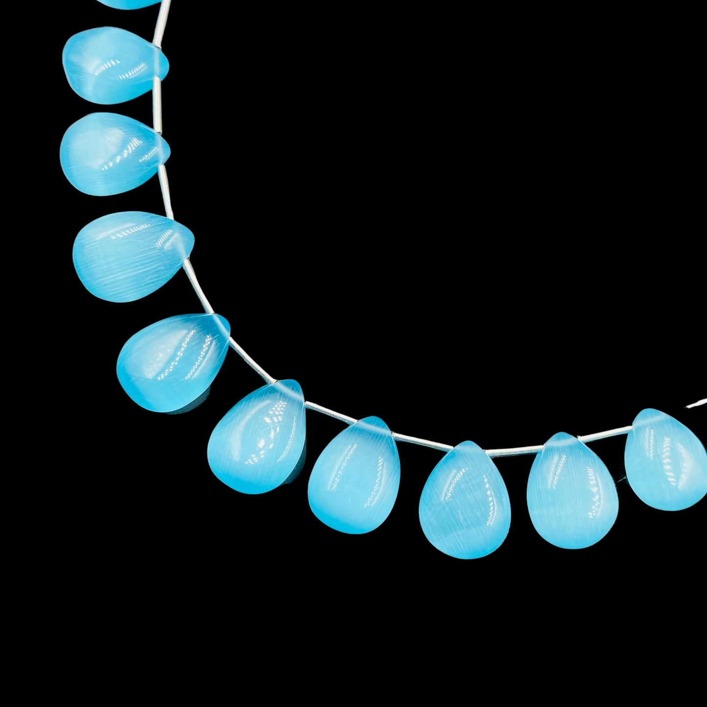 Monalisa Sky Blue Smooth Pear Shape Briolette Beads | Side Drilled Strand