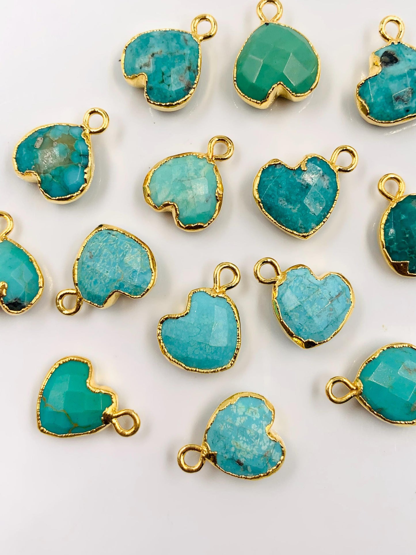 10 Pieces Natural Arizona Turquoise Faceted Heart Shape Gemstone Gold Bezel Connector Jewelry Making Size 10mm Connectors for pendent