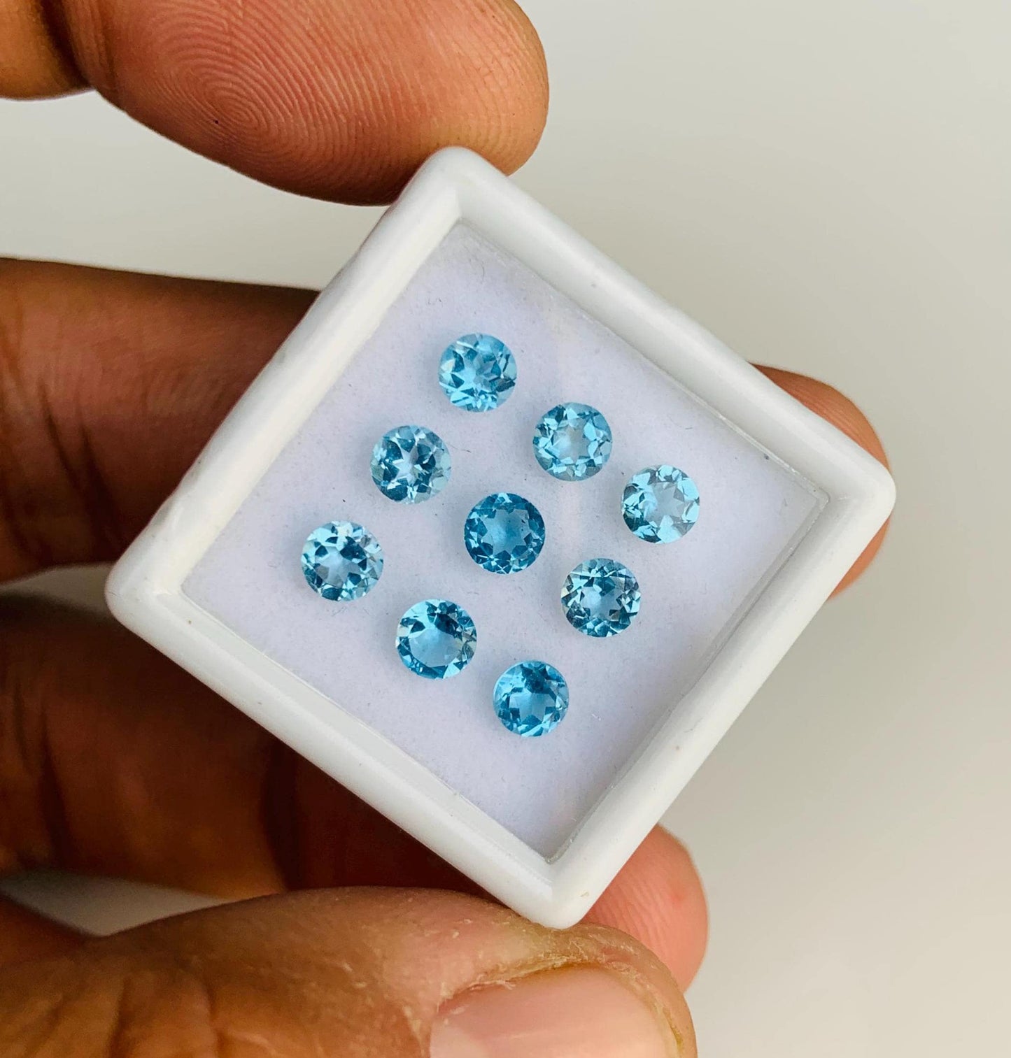 Natural Swiss Blue Topaz Faceted Round Shape Cut Stone CALIBRATED Loose Stone Cut Round Jewelry Making Semi Precious Cut stone for rings