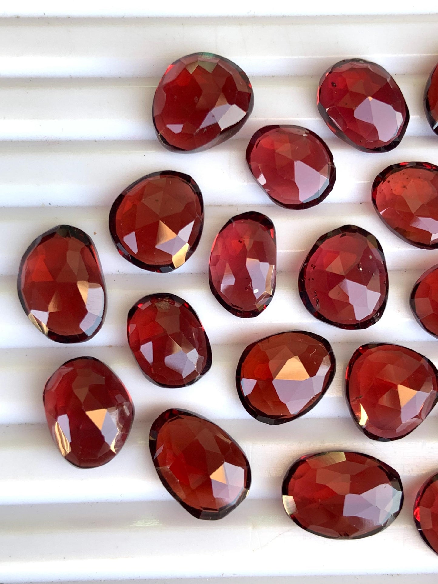 10 Pieces Natural Red Garnet Rose Cut Slices Cabochons Faceted Rose Cut Flat Back Cabochons, Rose Cut Loose Gemstone, Garnet Gemstone Slices