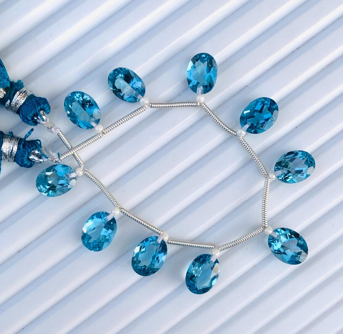 10pcs Natural London Blue Topaz Faceted Oval Cut Gemstone Beads