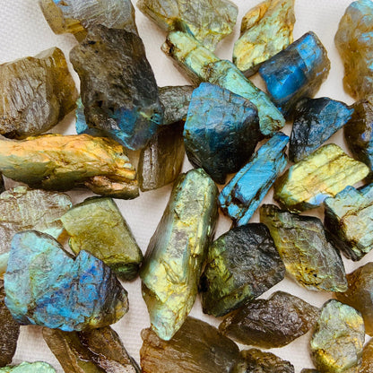 Natural Labradorite Multi Flashy Raw labradorite rough gemstone unshaped multi labradorite rough Size : 1" to 2" INCHES BBI1049