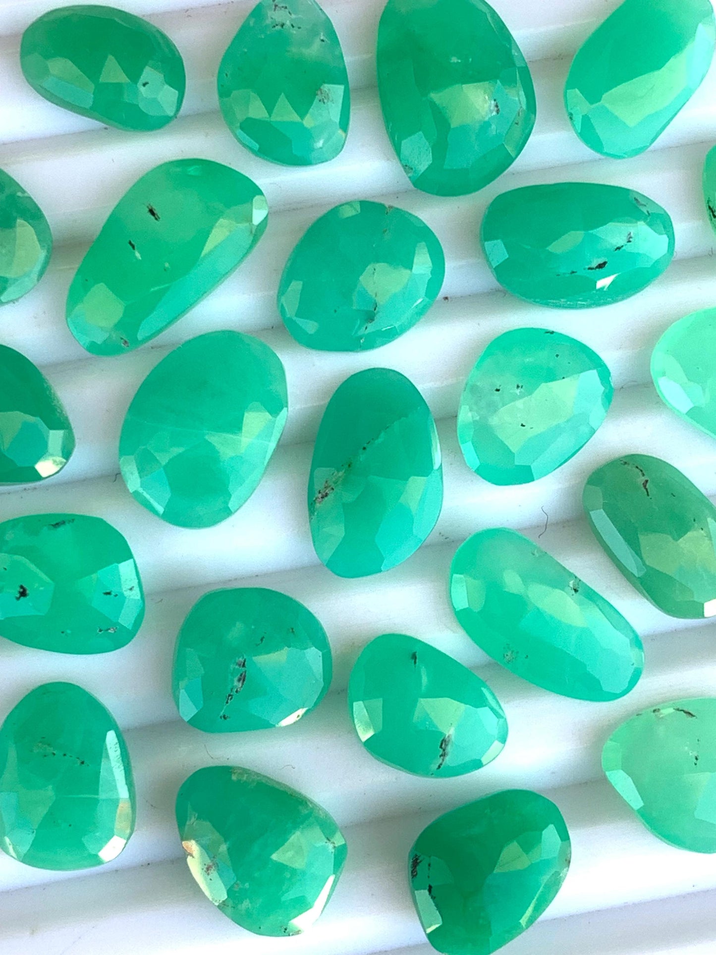 Natural Chrysoprase Chalcedony Rose Cut Slices Cabochons, Faceted Rose Cut Flat Back Loose Gemstone, Chrysoprase Chalcedony Gemstone Slices