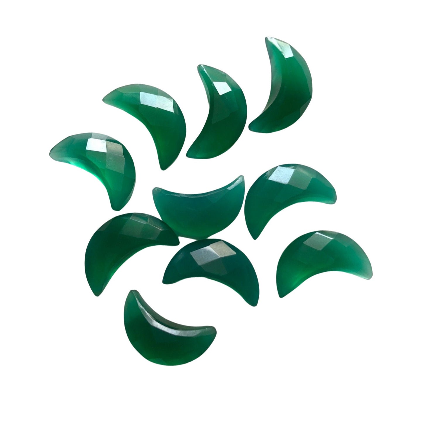 2 Pieces Natural Green Onyx gemstone, Crescent moon shape gemstone, carving gemstone, natural gemstone, moon shape gemstone, size 7x16 mm