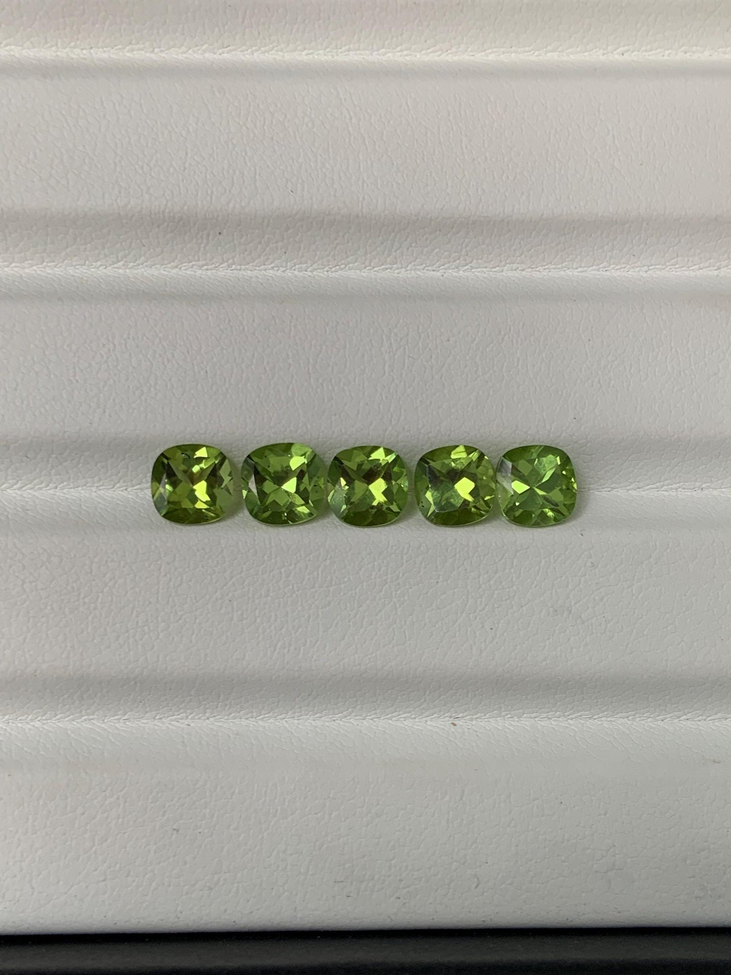 5 Pieces Natural Peridot Faceted Cushion Shape Gemstone , CALIBRATED Loose Cut Stone for Jewelry Making Cabochons Semi Precious Cutstone 6mm