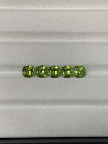 5 Pieces Natural Peridot Faceted Cushion Shape Gemstone , CALIBRATED Loose Cut Stone for Jewelry Making Cabochons Semi Precious Cutstone 6mm