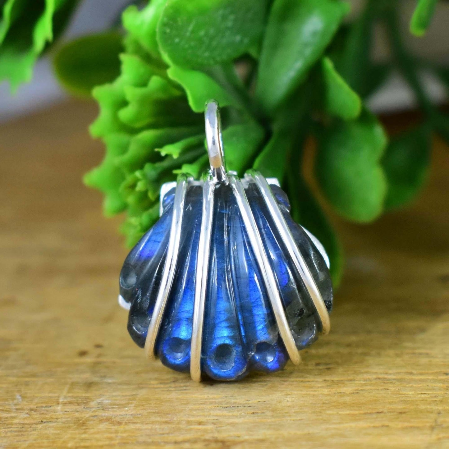 Scallop Shell Labradorite Pendant, Sterling Silver Pendant, Shell Pendant Jewelry Labradorite Necklace Unique Art Jewelry for Gift P-0004
