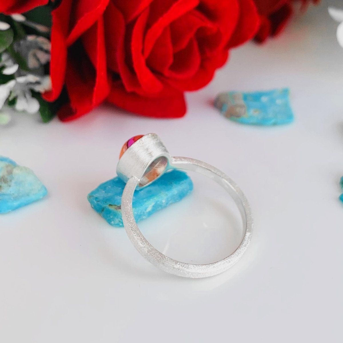 Dainty Oyster Pink Turquoise Solitaire Ring in 925 Silver - BeadsBoatInc