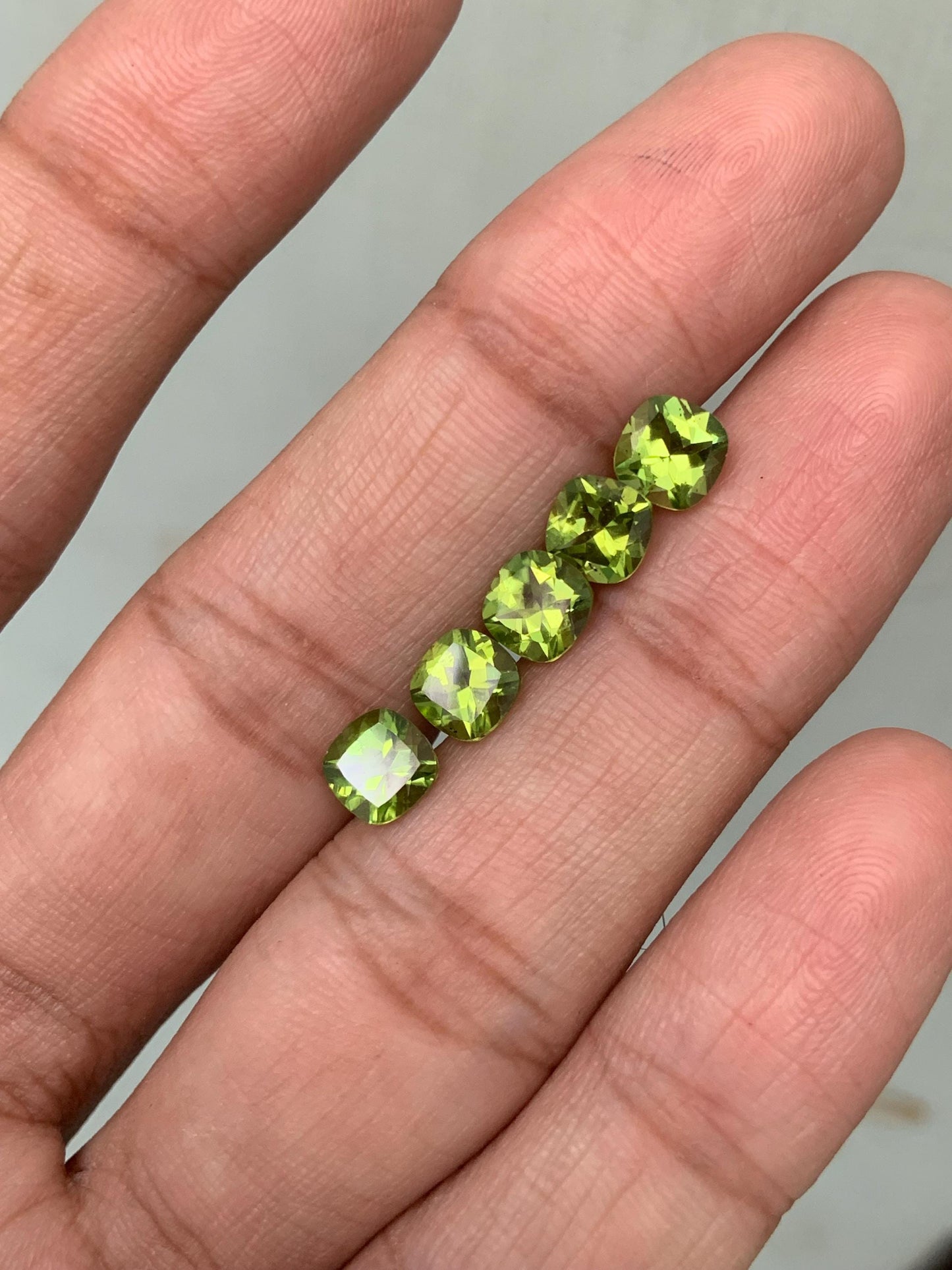 5 Pieces Natural Peridot Faceted Cushion Shape Gemstone , CALIBRATED Loose Cut Stone for Jewelry Making Cabochons Semi Precious Cutstone 6mm