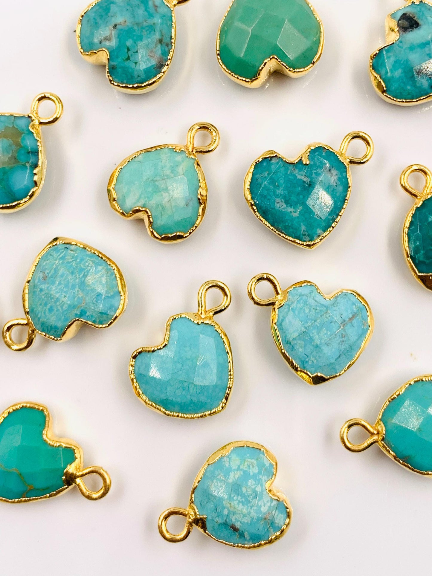 10 Pieces Natural Arizona Turquoise Faceted Heart Shape Gemstone Gold Bezel Connector Jewelry Making Size 10mm Connectors for pendent