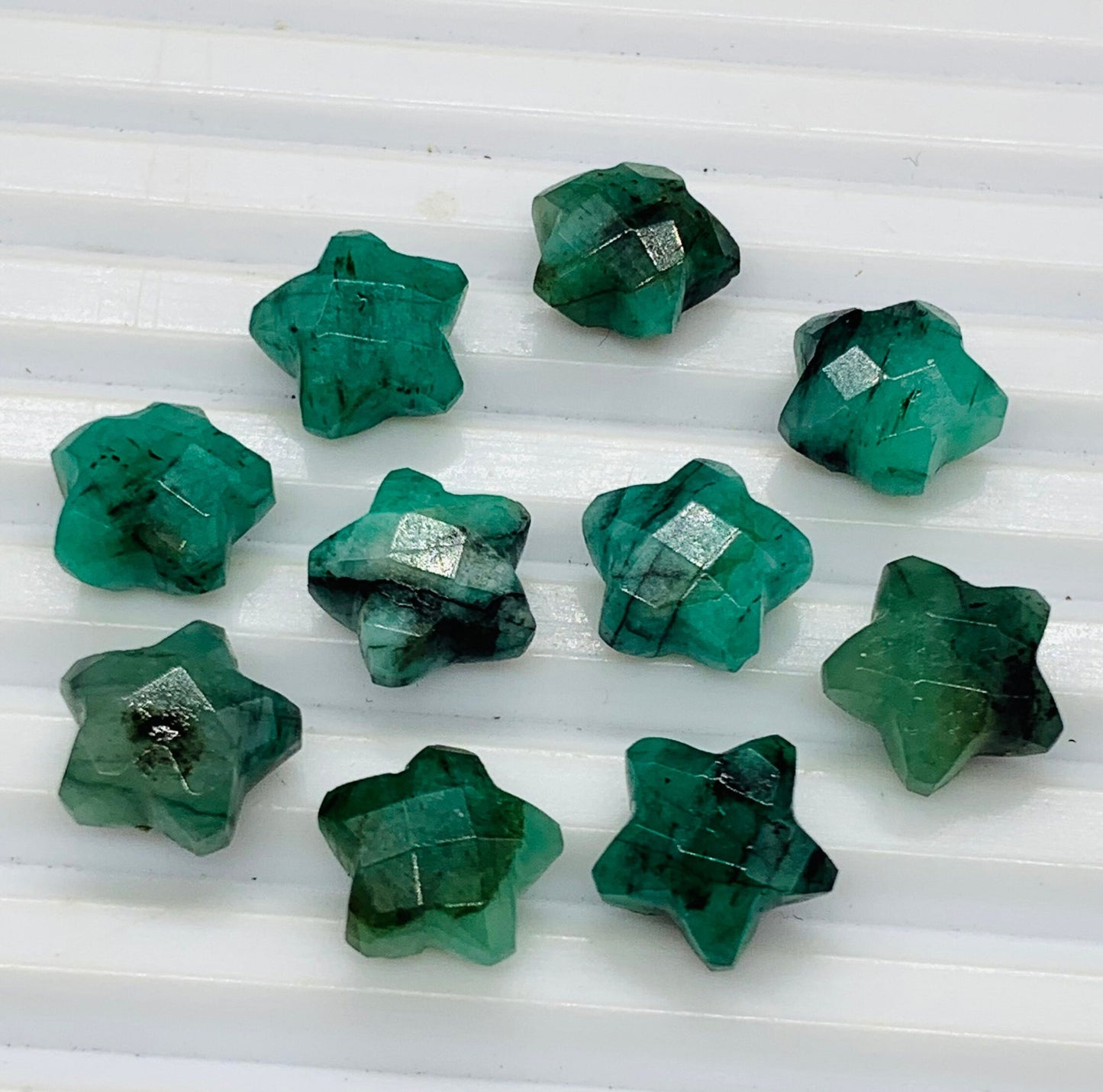 Natural Emerald Hand Carved Star Shape Briolette, Star Shape Gemstone For Jewelry making , Gift for her, Star Shape Briolette, 10mm