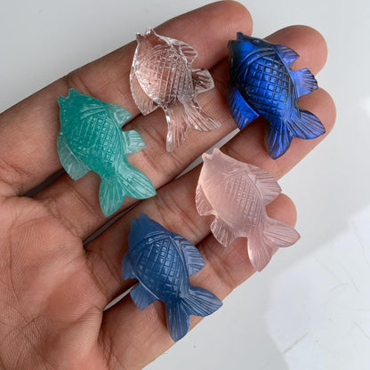 Hand Carved fish gemstone Size 20x30mm fish shape hand carved natural gemstone briolettes face drill carving gemstone for jewelry making