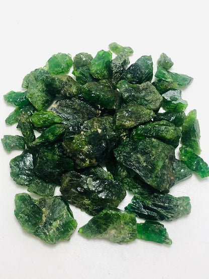 Natural Raw Chrome Diopside Crystals (10 pcs) | 10-18mm Rough Healing Stones