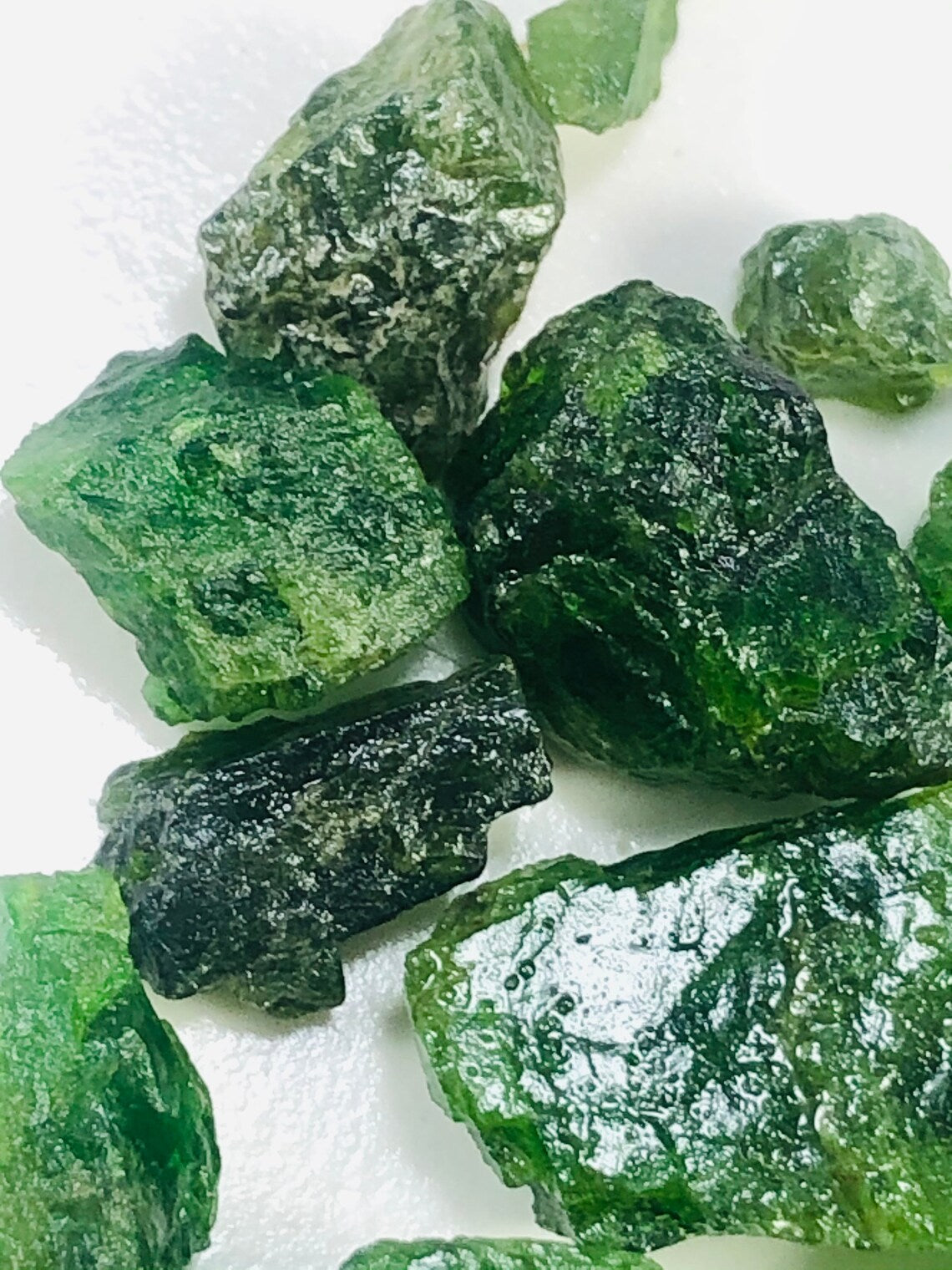 Natural Raw Chrome Diopside Crystals (10 pcs) | 10-18mm Rough Healing Stones