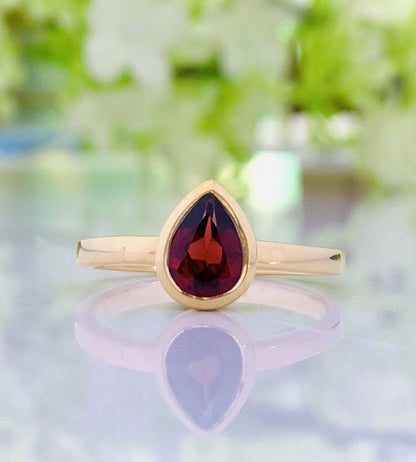 Pear Cut Garnet Gold Ring ~ 18k Gold Promise Ring ~ January Birthstone Ring ~ Deliciated Silver Jewelry ~ Stacking Ring ~ Gift For Her - BeadsBoatInc