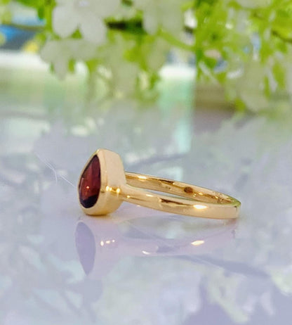 Pear Cut Garnet Gold Ring ~ 18k Gold Promise Ring ~ January Birthstone Ring ~ Deliciated Silver Jewelry ~ Stacking Ring ~ Gift For Her - BeadsBoatInc