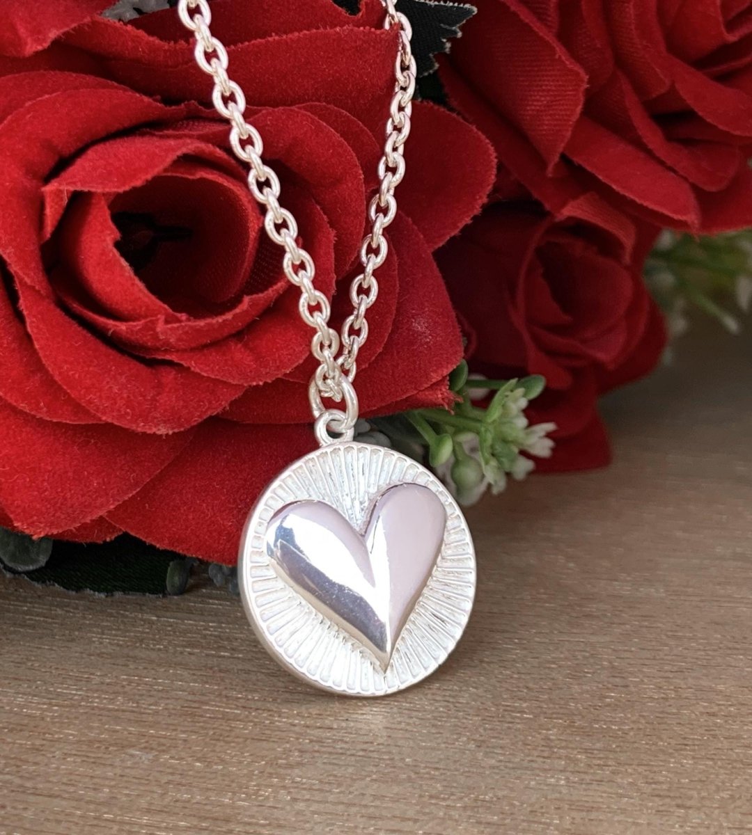 Personalized Name Necklace with Heart Pendant – Silver & Gold Jewelry Gift for Her - BeadsBoatInc