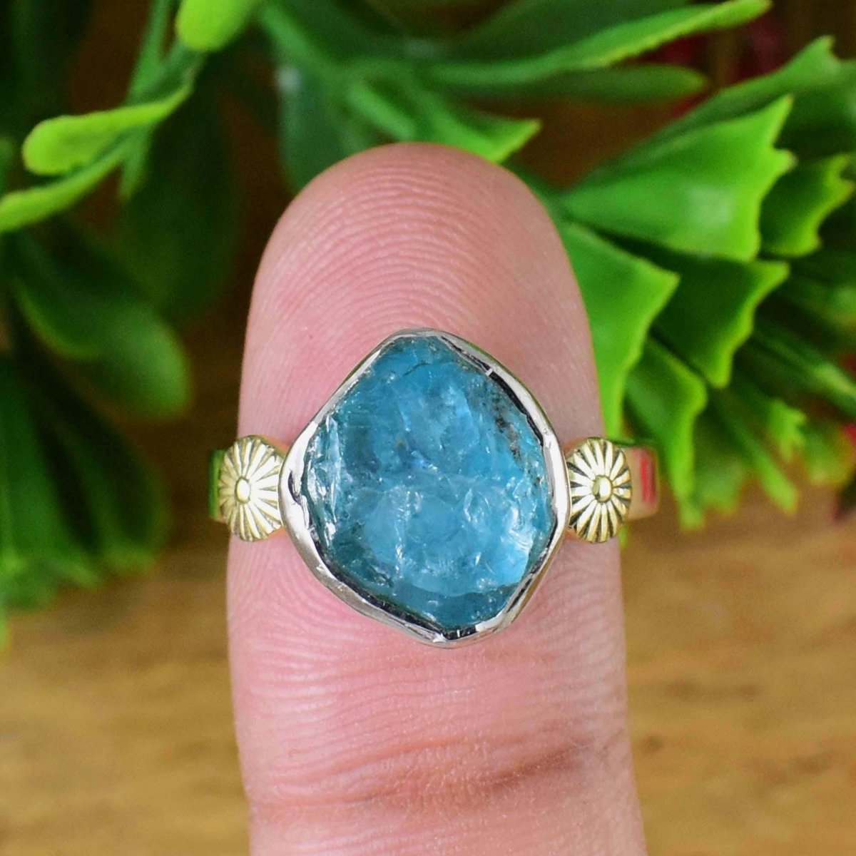 Raw Blue Apatite Sterling Silver Flower Ring – Unique Rough Gemstone Ring - BeadsBoatInc